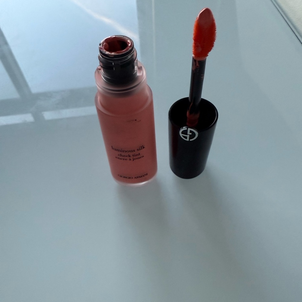 Giorgio Armani Pink Blush Makeup